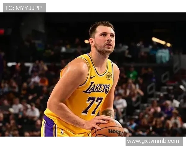 东契奇伤情更新:复出时间仍未确定 东契奇伤情更新:复出时间仍未确定